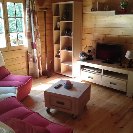 Cozy Chalet In Bomal-sur-ourthe Near Forest Bomal